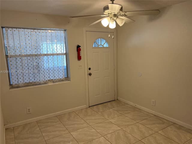 236 NW 9th Ave, South Bay FL 33493 - South Bay, FL - Photo 5