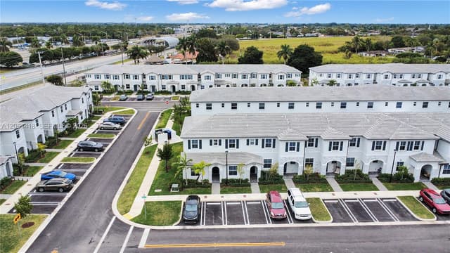 29278 SW 162nd Ct, Homestead FL 33033 - Homestead, FL - Photo 5