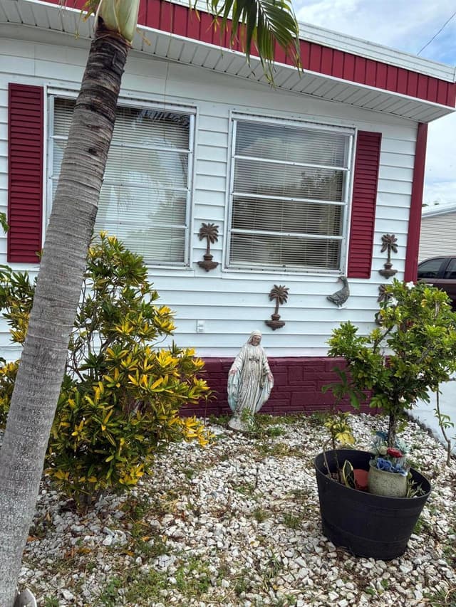 8708 SW 16th Street, Davie FL 33324 - Davie, FL - Photo 2