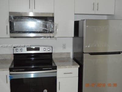 5625 W 20th Ave # 113, Hialeah FL 33012 - Hialeah, FL - Photo 2