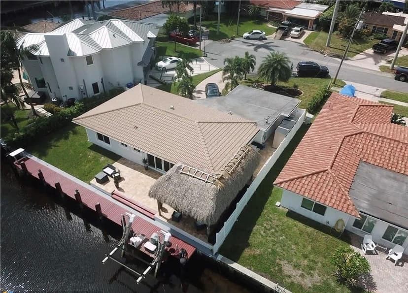 361 SE 9TH Court, Pompano Beach FL 33060