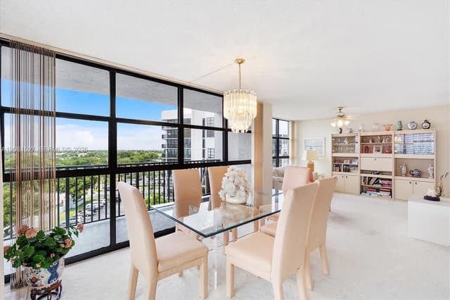 600 Parkview Dr # 709, Hallandale Beach FL 33009 - Hallandale Beach, FL - Photo 6