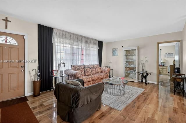 6861 SW 1st Ct, Pembroke Pines FL 33023 - Pembroke Pines, FL - Photo 4
