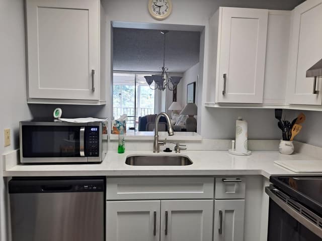 6795 Huntington Lane # 405, Delray Beach FL 33446 - Delray Beach, FL - Photo 6