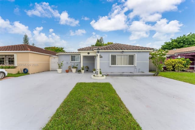 14726 SW 82nd Ter, Miami FL 33193 - Miami, FL - Photo 2