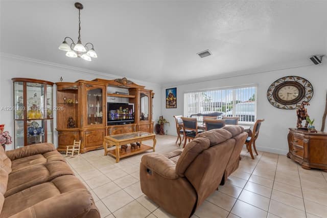 14726 SW 82nd Ter, Miami FL 33193 - Miami, FL - Photo 5