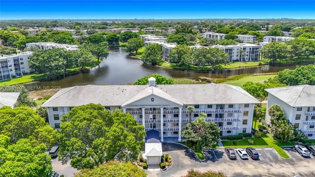 1713 Whitehall Dr # 404, Davie FL 33324 - Davie, FL - Photo 4