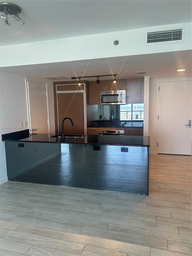 50 Biscayne Blvd # 4706, Miami FL 33132 - Miami, FL - Photo 7