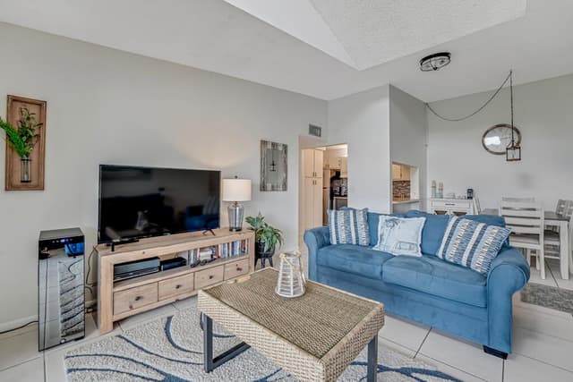 1112 GREEN PINE Boulevard # G3, West Palm Beach FL 33409 - West Palm Beach, FL - Photo 7