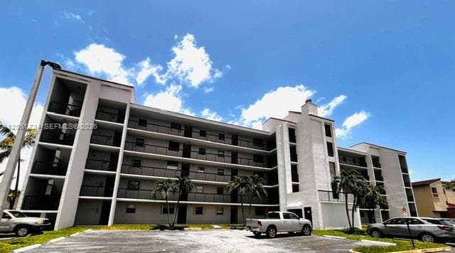 10145 NW 9th St Cir # 505, Miami FL 33172