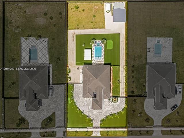 18261 SW 224th St, Miami FL 33170 - Miami, FL - Photo 6