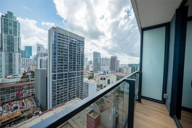 398 NE 5th St # 1615, Miami FL 33132 - Miami, FL - Photo 4
