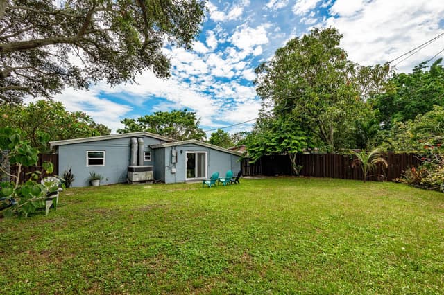 5631 FREEDOM Street, Hollywood FL 33021 - Hollywood, FL - Photo 3