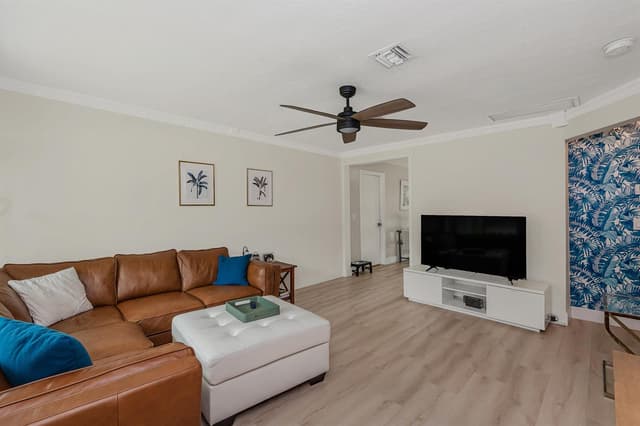 5631 FREEDOM Street, Hollywood FL 33021 - Hollywood, FL - Photo 5