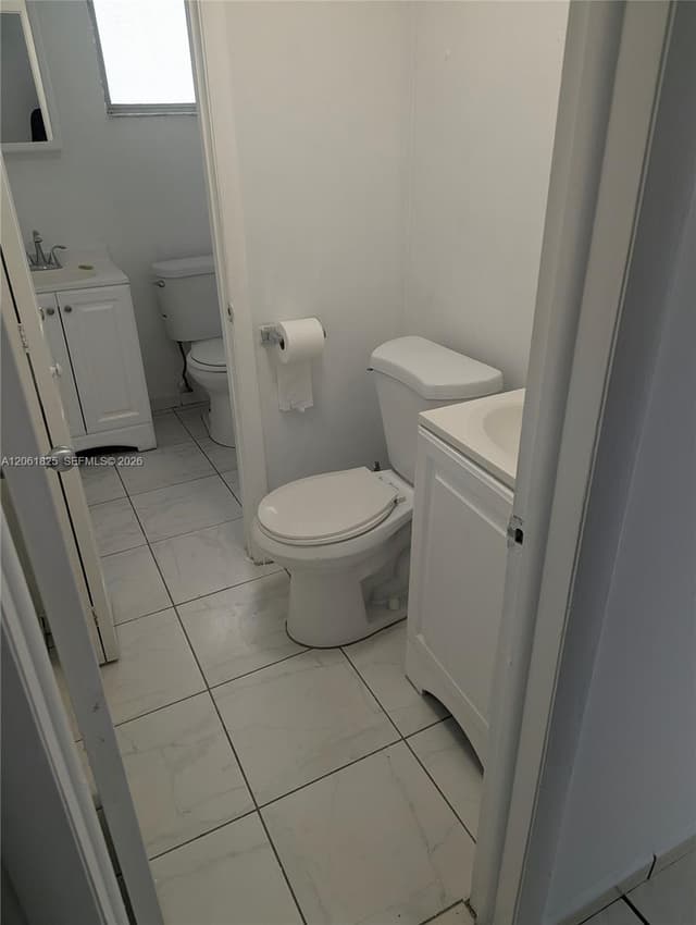 1051 SW 1st St # 411, Miami FL 33130 - Miami, FL - Photo 4
