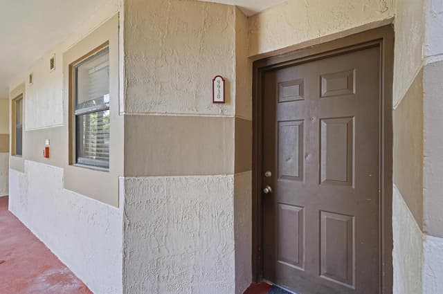 9938 NOB HILL Lane # 9938, Sunrise FL 33351 - Sunrise, FL - Photo 3