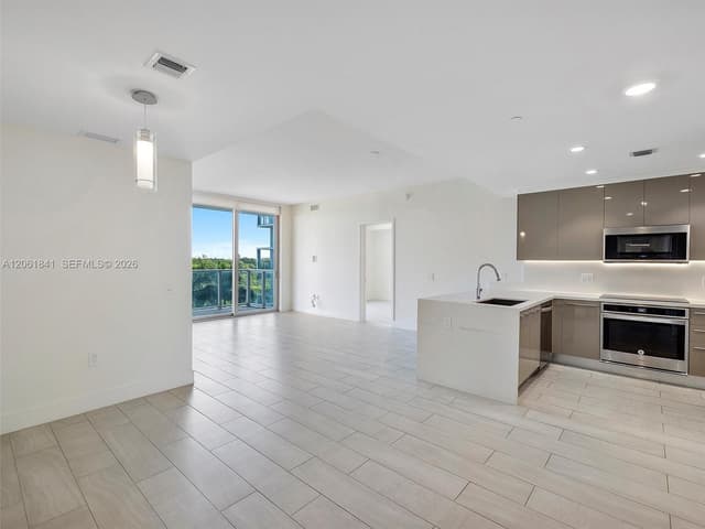 2000 Metropica Way # 502, Sunrise FL 33323 - Sunrise, FL - Photo 6