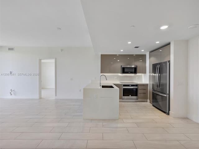 2000 Metropica Way # 502, Sunrise FL 33323 - Sunrise, FL - Photo 7