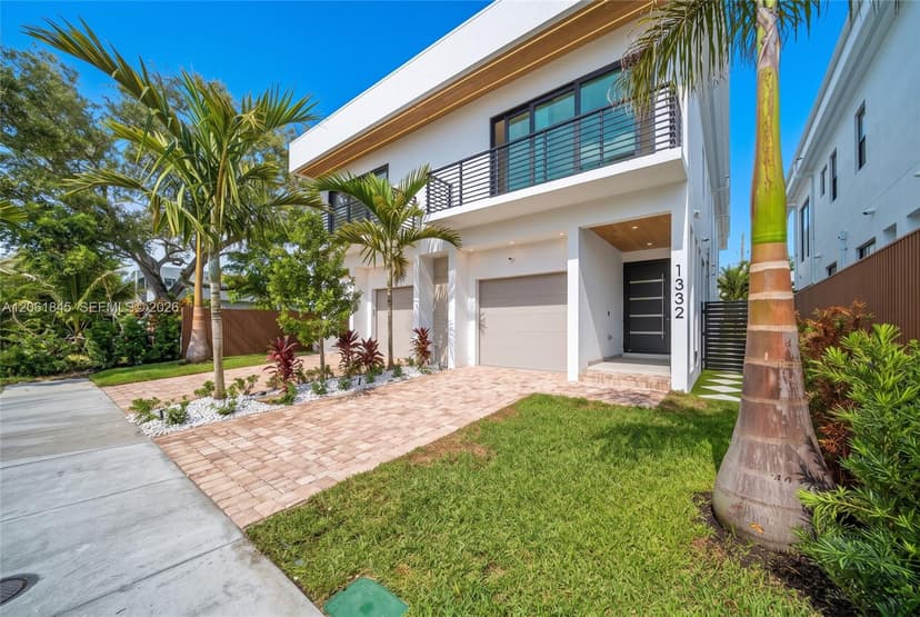 1320 NE 16th Ter, Fort Lauderdale FL 33304