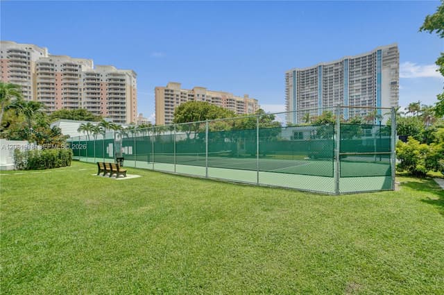 224 Sea View Dr # 104, Key Biscayne FL 33149 - Key Biscayne, FL - Photo 6