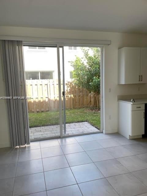 2435 SE 11th St, Homestead FL 33035 - Homestead, FL - Photo 3