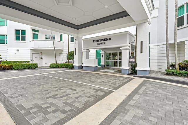 550 SE Mizner Boulevard # B206, Boca Raton FL 33432 - Boca Raton, FL - Photo 3