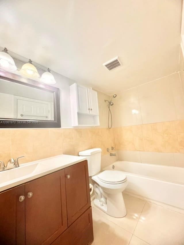 9473 SW 76th St # P1, Miami FL 33173 - Miami, FL - Photo 7