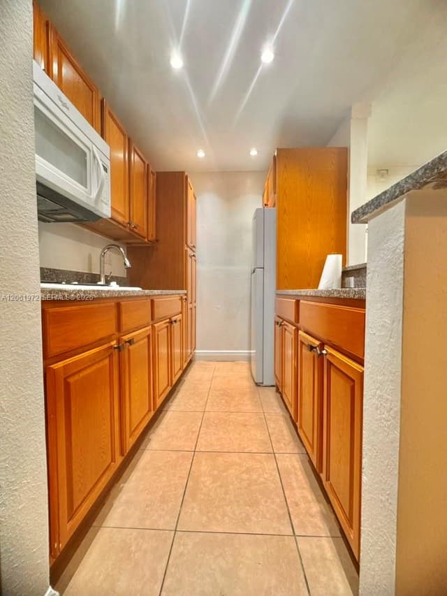 9473 SW 76th St # P1, Miami FL 33173 - Miami, FL - Photo 3