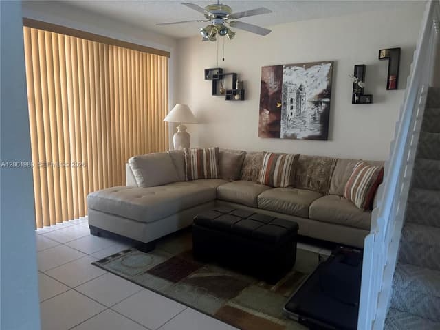 16836 SW 1st Pl, Pembroke Pines FL 33027 - Pembroke Pines, FL - Photo 7