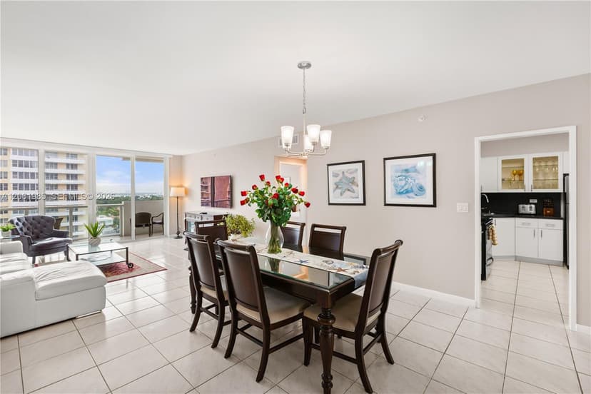 5601 Collins Ave # 1216, Miami Beach FL 33140