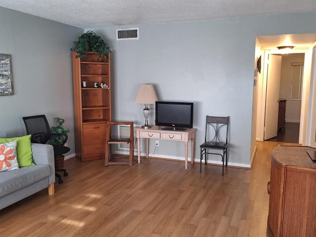 252 BEDFORD J, West Palm Beach FL 33417 - West Palm Beach, FL - Photo 4