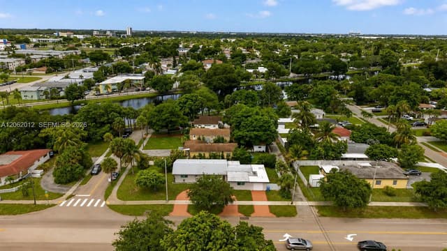 17200 NE 15th Ave, North Miami Beach FL 33162 - North Miami Beach, FL - Photo 3