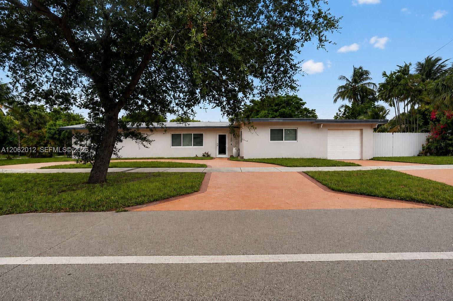 17200 NE 15th Ave, North Miami Beach FL 33162 - North Miami Beach, FL - Photo 1