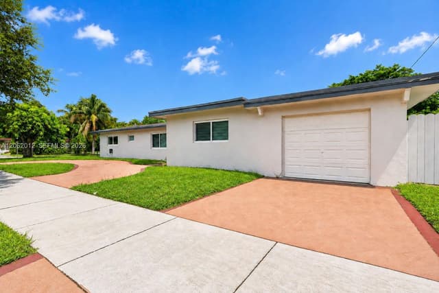 17200 NE 15th Ave, North Miami Beach FL 33162 - North Miami Beach, FL - Photo 4