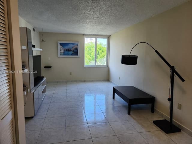 250 180th Dr # 301, Sunny Isles Beach FL 33160 - Sunny Isles Beach, FL - Photo 5