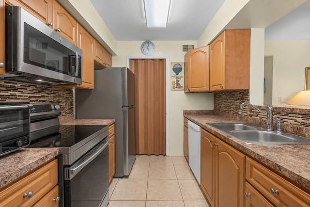 2361 NW 33rd Street # 603, Oakland Park FL 33309 - Oakland Park, FL - Photo 3