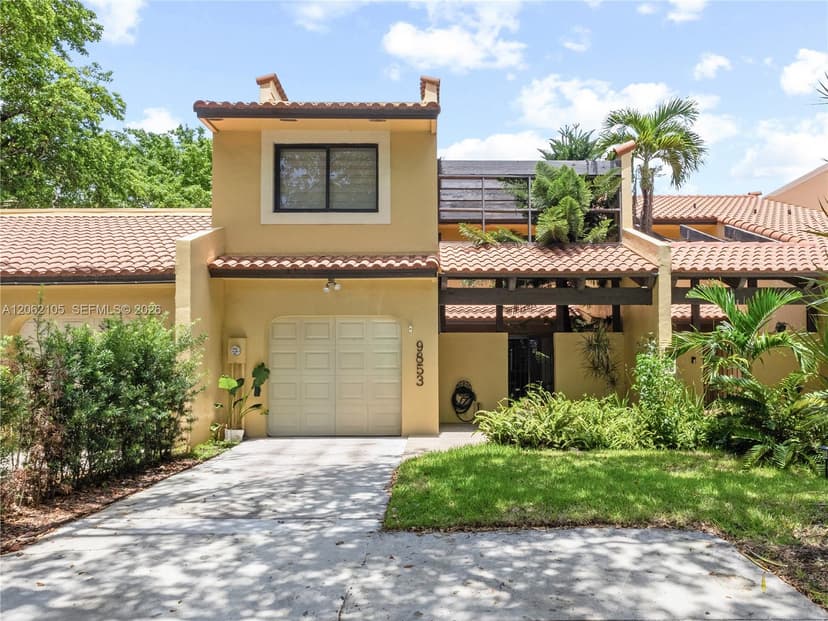 9853 Costa Del Sol Blvd # F, Doral FL 33178