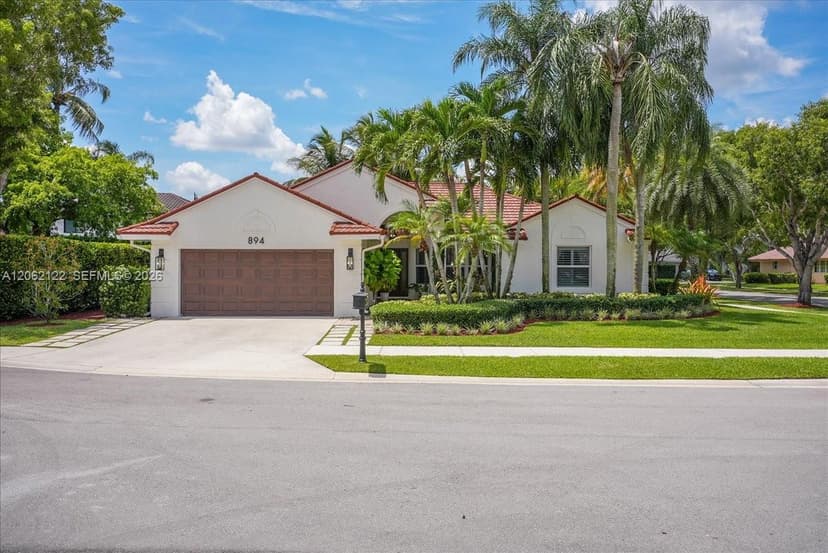 894 Spoonbill Cir, Weston FL 33326