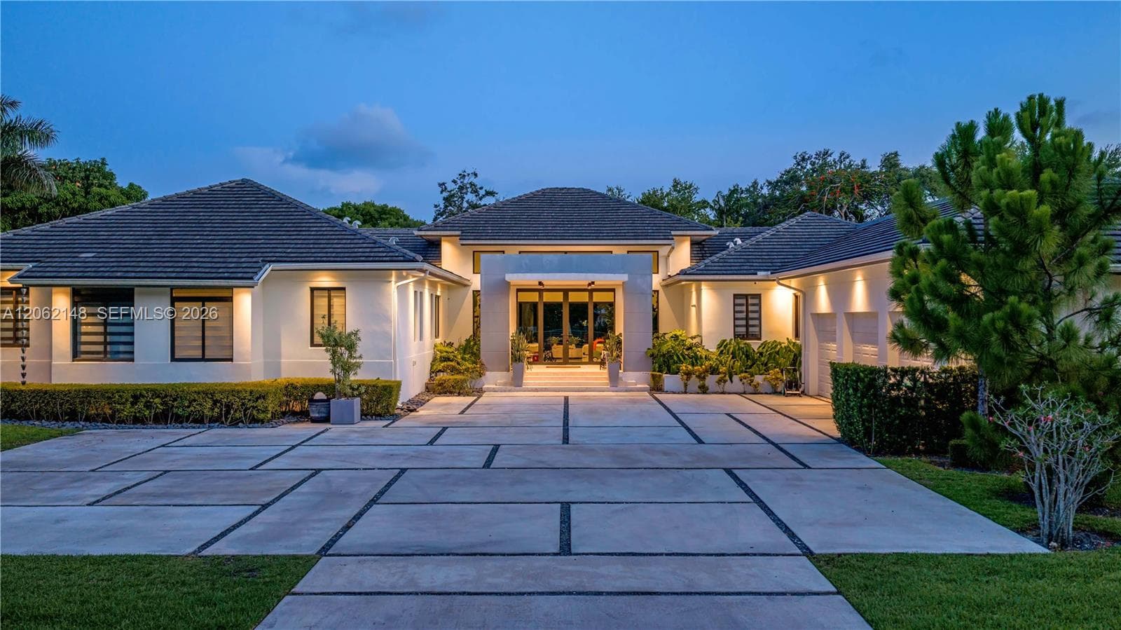 7830 SW 117th St, Pinecrest FL 33156 - Pinecrest, FL - Photo 1