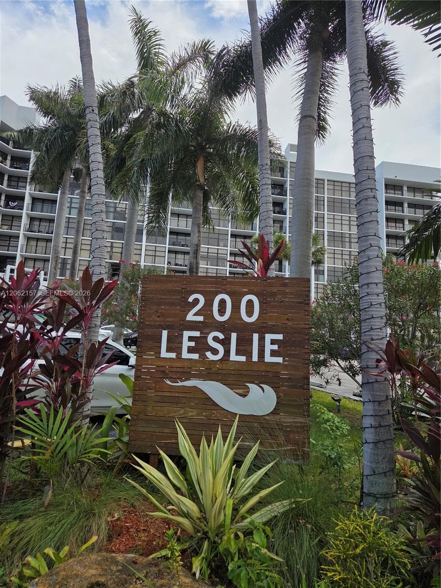 200 Leslie Dr # 1029, Hallandale Beach FL 33009 - Hallandale Beach, FL - Photo 1