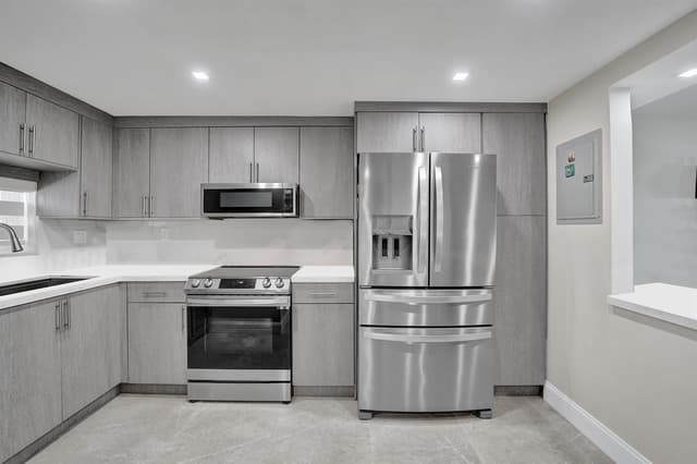 9410 N Hollybrook Lake Drive # 201, Pembroke Pines FL 33025 - Pembroke Pines, FL - Photo 3