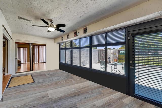9355 NW 18TH Drive, Plantation FL 33322 - Plantation, FL - Photo 5