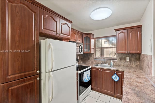 1855 W 60th St # 407, Hialeah FL 33012 - Hialeah, FL - Photo 6