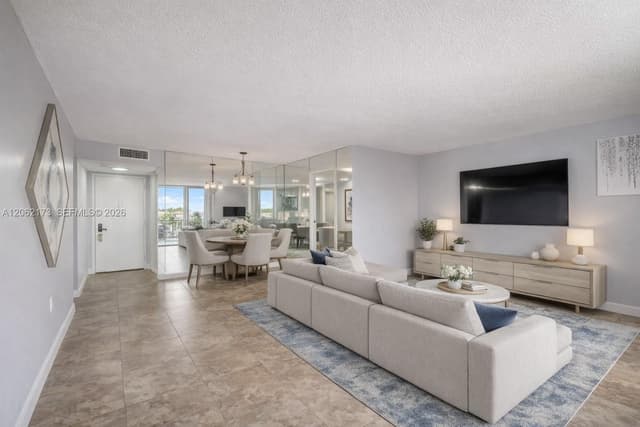 2750 NE 183rd St # 304, Aventura FL 33160 - Aventura, FL - Photo 2