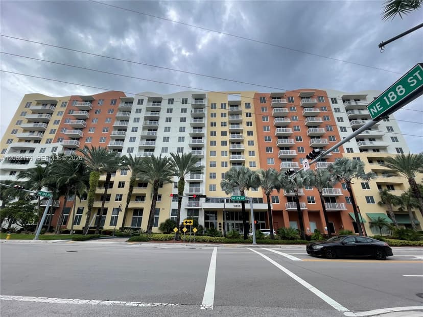 18800 NE 29th Ave # 418, Aventura FL 33180
