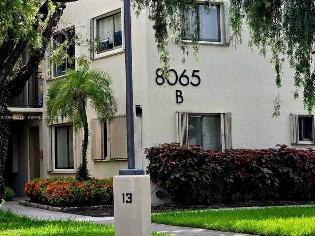 8065 SW 107th Ave # 301, Miami FL 33173 - Miami, FL - Photo 2