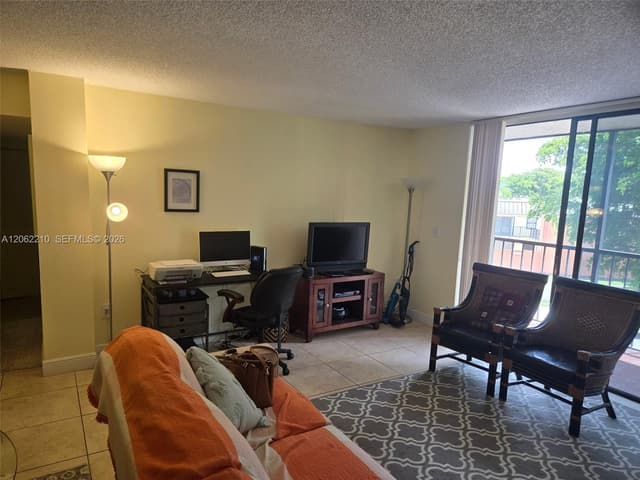 8065 SW 107th Ave # 301, Miami FL 33173 - Miami, FL - Photo 6