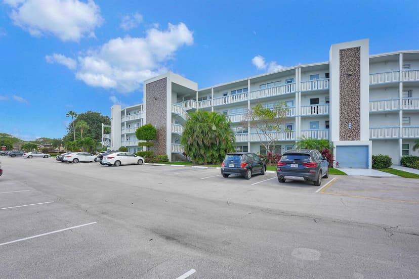 4026 Swansea B Crescent, Deerfield Beach FL 33442
