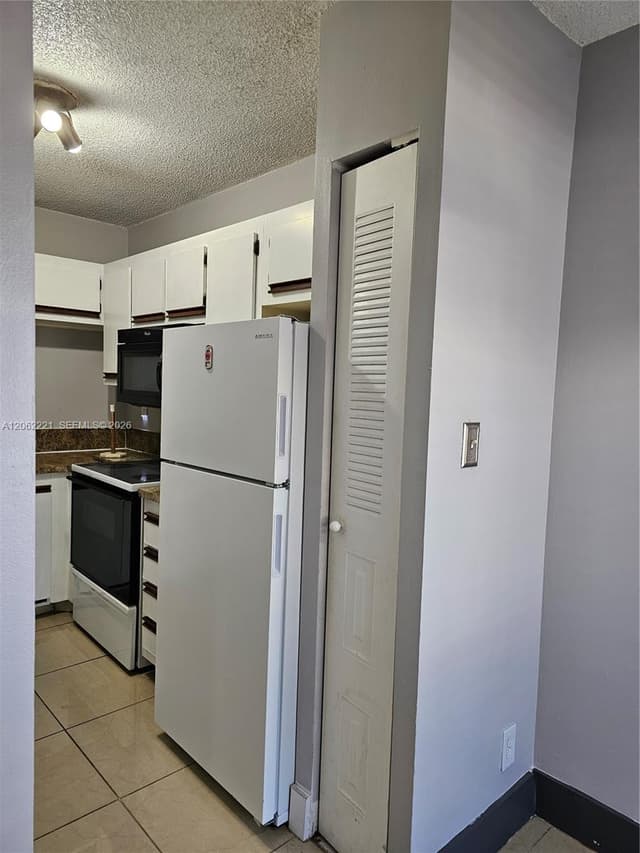 13904 SW 91st Ter # 13904, Miami FL 33186 - Miami, FL - Photo 6
