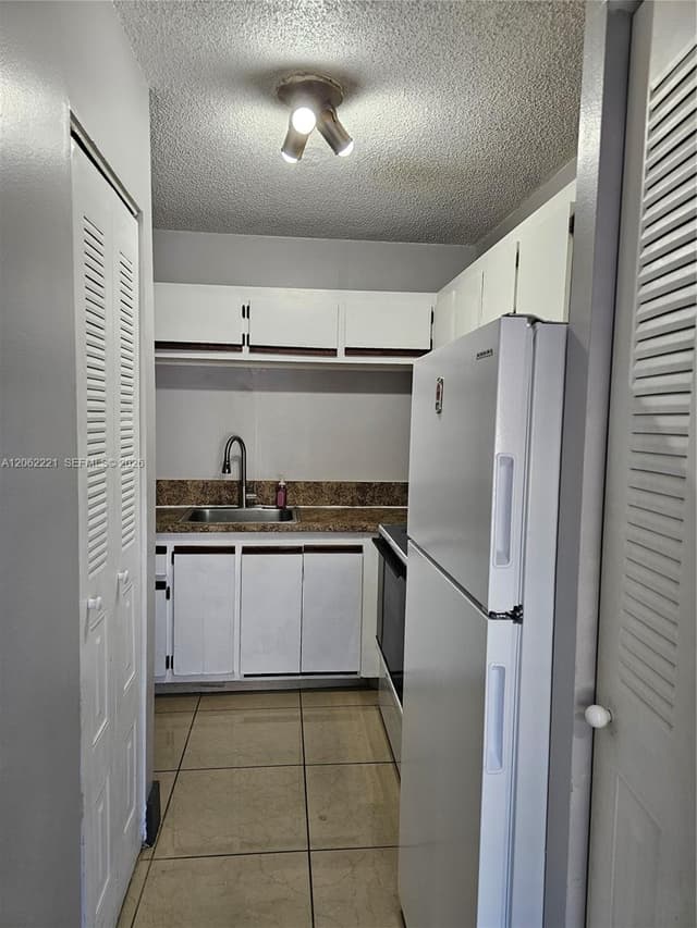 13904 SW 91st Ter # 13904, Miami FL 33186 - Miami, FL - Photo 7